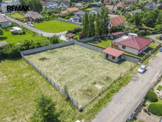 Prodej pozemku pro bydlení, Křenice, 1043 m2