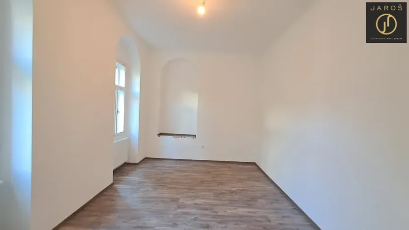Prodej bytu 4+1, Karlovy Vary, Zámecký vrch, 118 m2