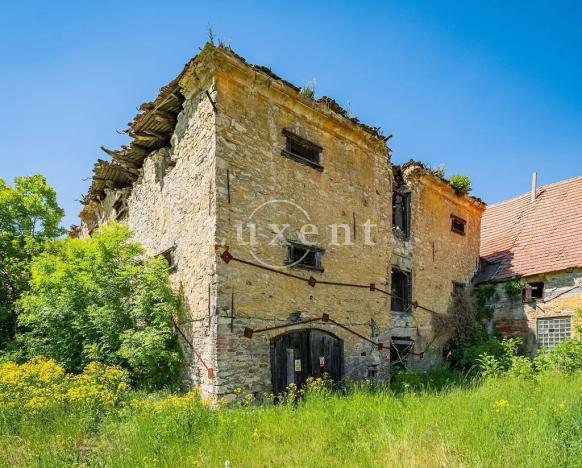 Prodej komerční nemovitosti, Vršovice, 5100 m2