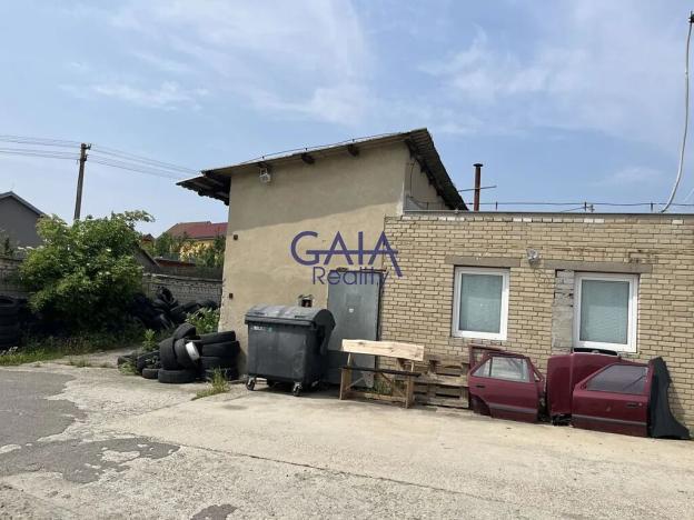 Prodej výrobních prostor, Strážovice, 450 m2