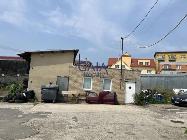 Prodej výrobních prostor, Strážovice, 450 m2