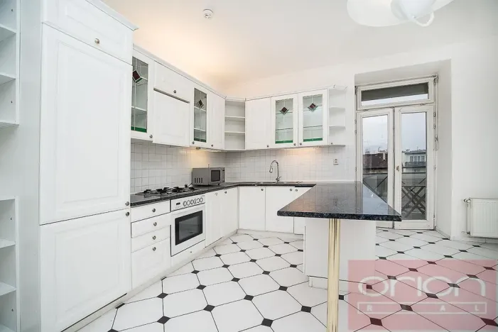 Pronájem bytu 4+1, Praha - Vinohrady, Italská, 205 m2