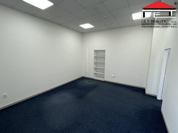 Pronájem obchodního prostoru, Frýdek-Místek - Frýdek, Nádražní, 52 m2