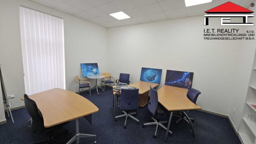 Pronájem obchodního prostoru, Frýdek-Místek - Frýdek, Nádražní, 52 m2