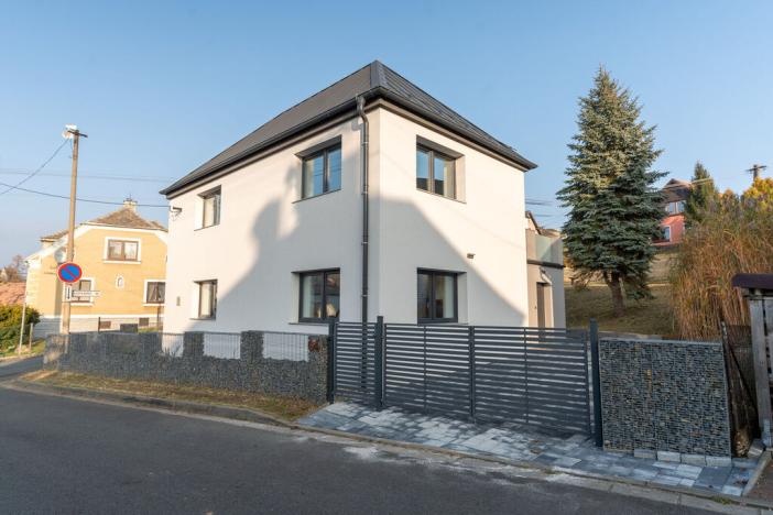 Prodej rodinného domu, Chuchelná, Petra Bezruče, 236 m2