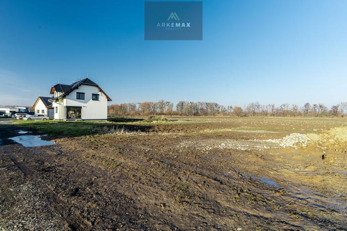 Prodej pozemku pro bydlení, Štítina, 6719 m2