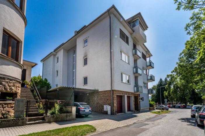 Prodej bytu 3+kk, Tišnov, Na Hrádku, 81 m2