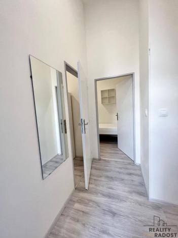 Pronájem bytu 2+1, Brno, Hybešova, 36 m2