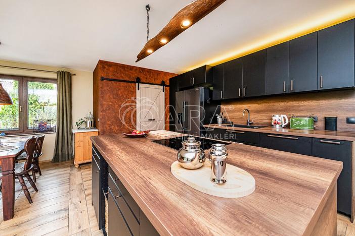 Prodej rodinného domu, Bukvice, 158 m2