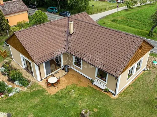 Prodej rodinného domu, Bukvice, 158 m2