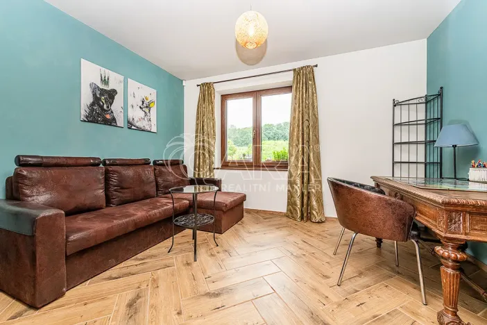 Prodej rodinného domu, Bukvice, 158 m2