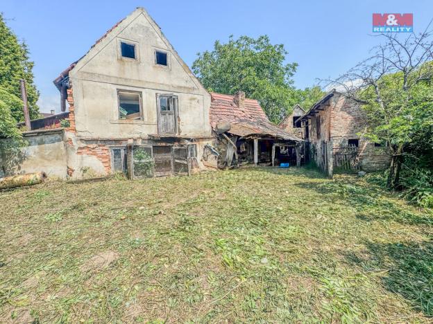 Prodej rodinného domu, Štětí - Chcebuz, 525 m2