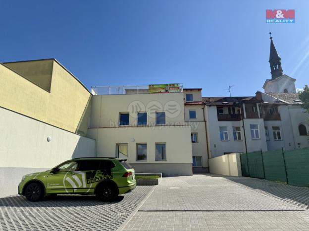 Prodej bytu 3+kk, Třebechovice pod Orebem, Masarykovo náměstí, 65 m2