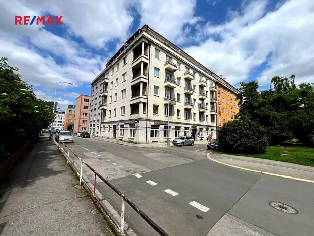 Prodej bytu 2+kk, Praha - Krč, Pacovská, 48 m2