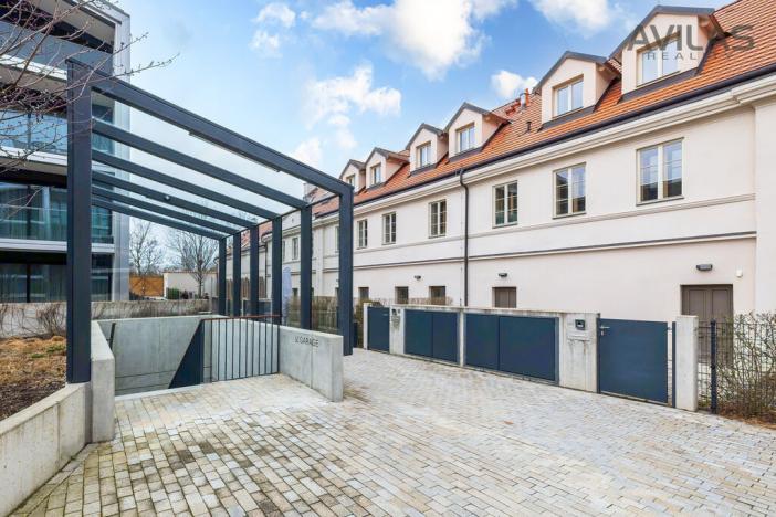 Prodej bytu 4+kk, Praha - Vokovice, Ke dvoru, 213 m2