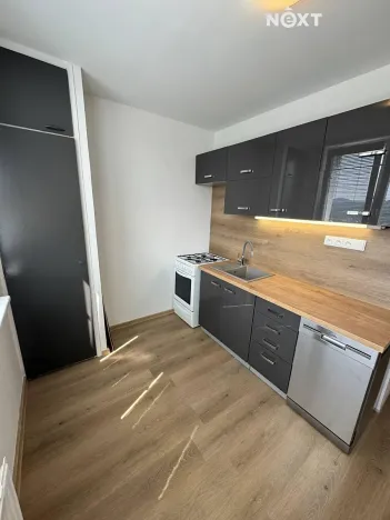 Prodej bytu 2+1, Vsetín, Bratří Hlaviců, 45 m2
