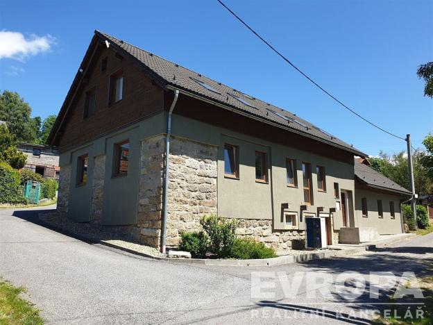 Pronájem rodinného domu, Dlouhý Most, 253 m2