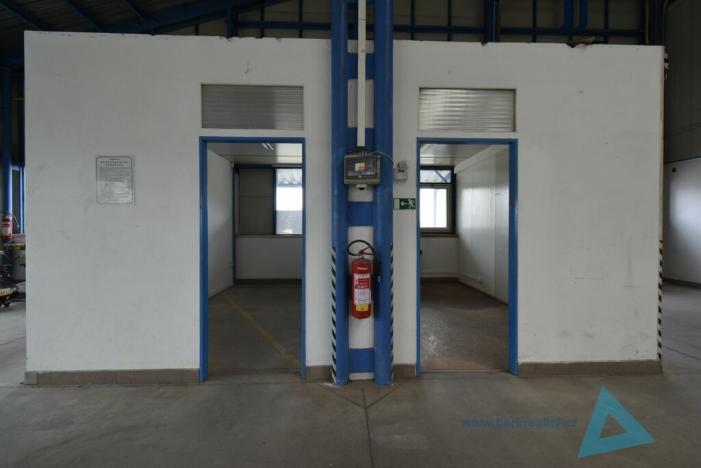 Pronájem skladu, Nová Paka - Štikov, 648 m2