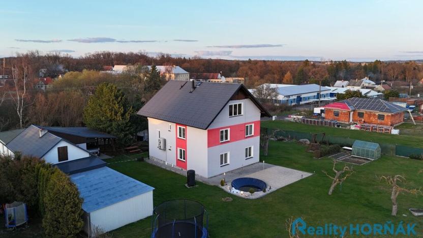 Prodej rodinného domu, Stádlec, 360 m2