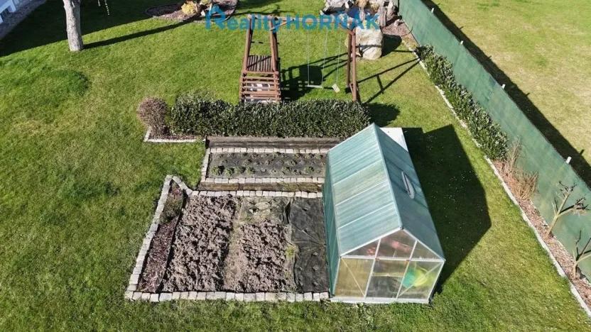 Prodej rodinného domu, Stádlec, 360 m2