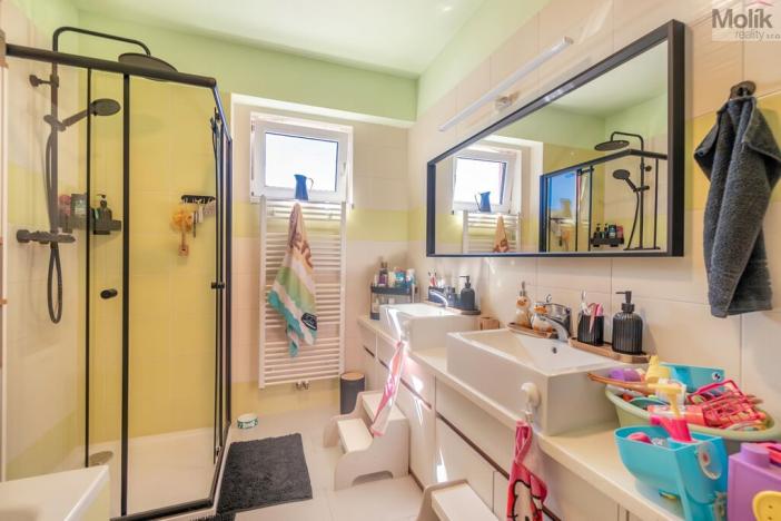 Prodej rodinného domu, Obříství, Povodňová, 150 m2