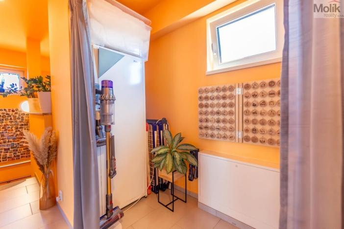 Prodej rodinného domu, Obříství, Povodňová, 150 m2