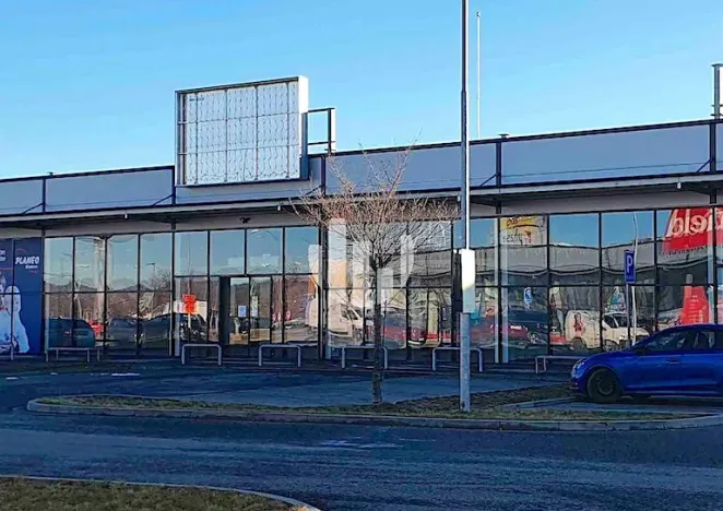 Pronájem obchodního prostoru, České Budějovice, České Vrbné, 636 m2