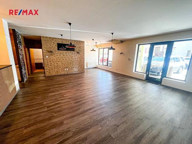 Prodej obchodního prostoru, Uherské Hradiště, Dlouhá, 75 m2