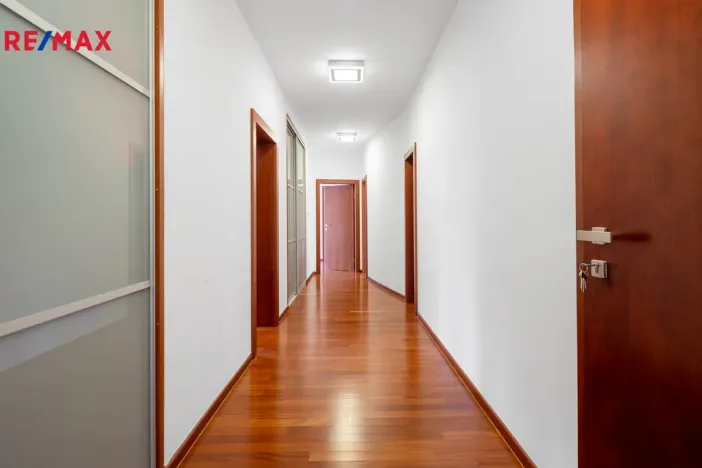 Prodej bytu 3+kk, Karlovy Vary, Nebozízek, 155 m2