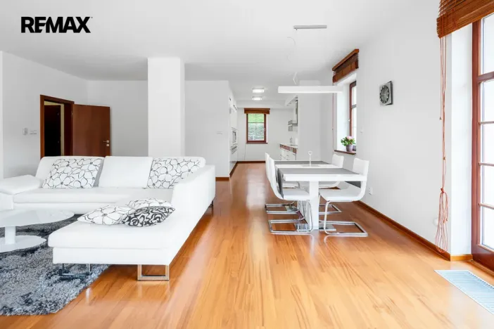 Prodej bytu 3+kk, Karlovy Vary, Nebozízek, 155 m2