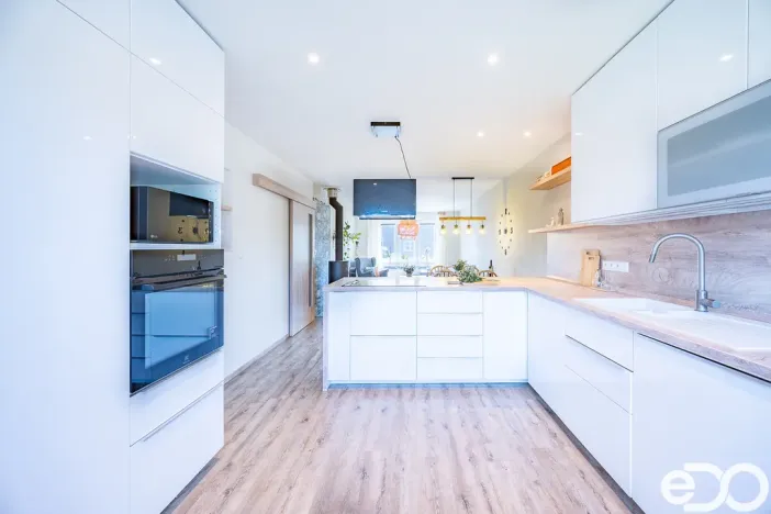 Prodej rodinného domu, Golčův Jeníkov, V Zahradách, 156 m2