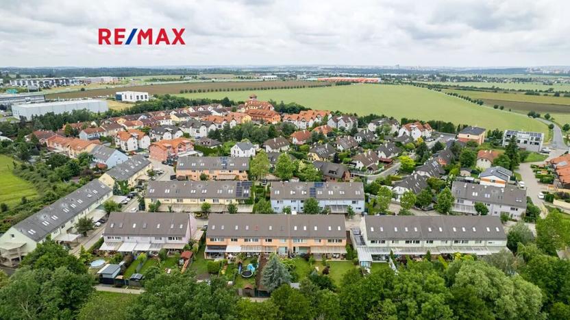 Prodej rodinného domu, Nupaky, K Parku, 156 m2