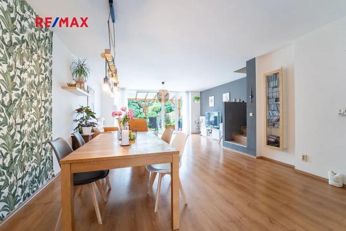 Prodej rodinného domu, Nupaky, K Parku, 156 m2