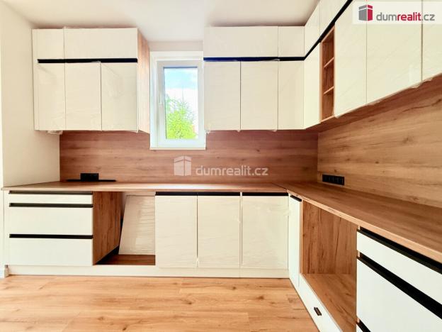 Prodej rodinného domu, Velká Jesenice, 160 m2