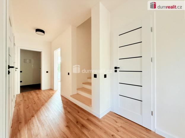 Prodej rodinného domu, Velká Jesenice, 160 m2