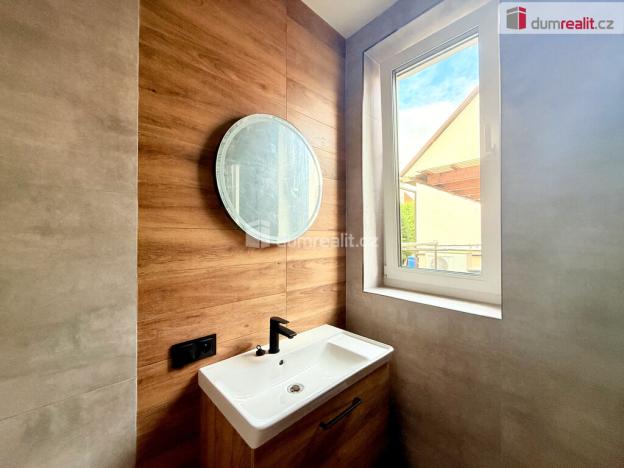 Prodej rodinného domu, Velká Jesenice, 160 m2