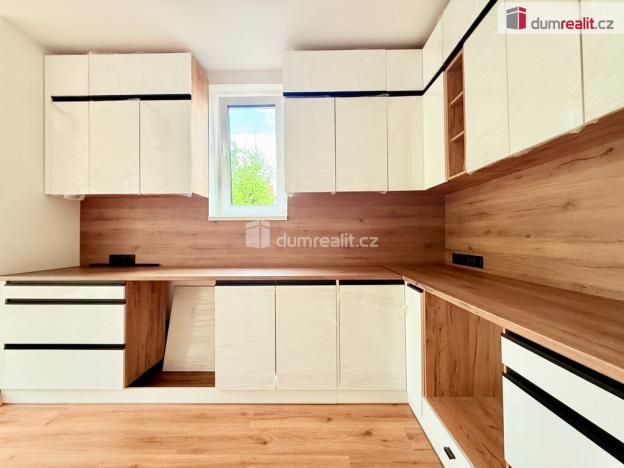 Prodej rodinného domu, Velká Jesenice, 160 m2