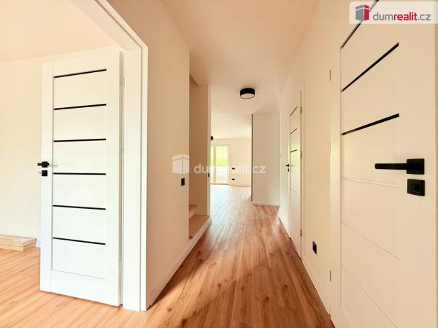 Prodej rodinného domu, Velká Jesenice, 160 m2