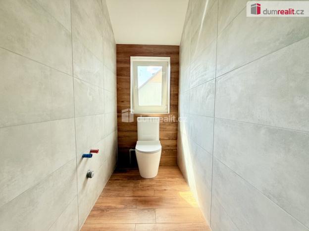 Prodej rodinného domu, Velká Jesenice, 160 m2