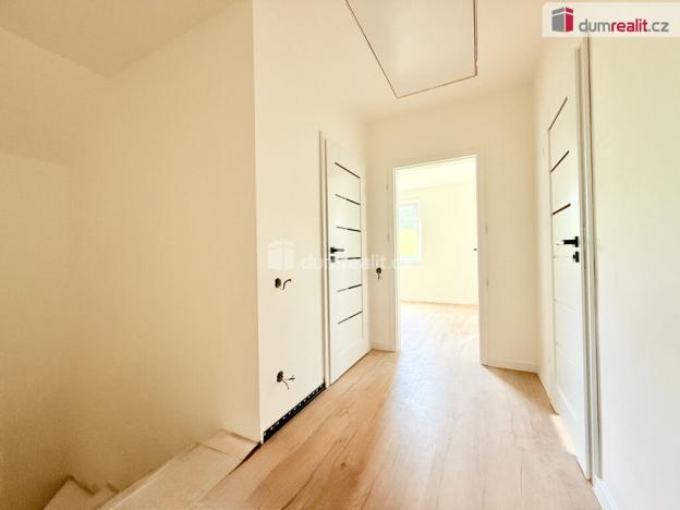 Prodej rodinného domu, Velká Jesenice, 160 m2