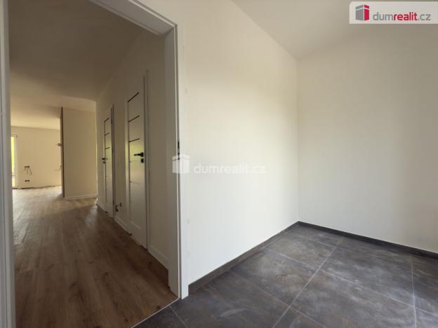 Prodej rodinného domu, Velká Jesenice, 160 m2