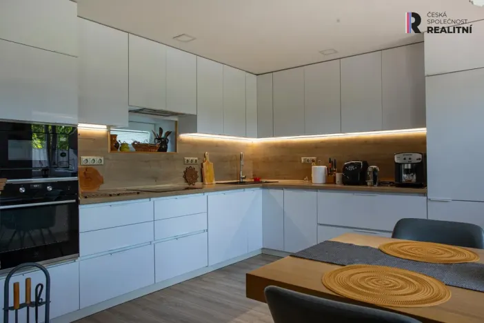 Prodej rodinného domu, Třeboň - Břilice, Dunajovická, 212 m2