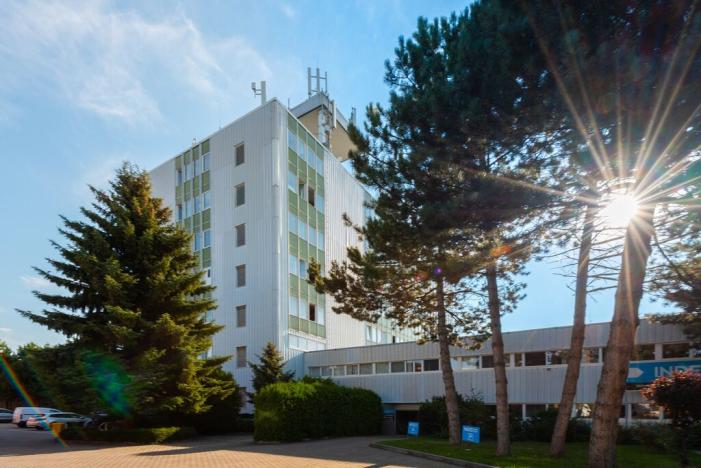 Pronájem kanceláře, Praha - Čakovice, Oderská, 122 m2