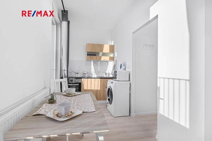 Prodej bytu 1+kk, Praha - Vysočany, Poděbradská, 23 m2