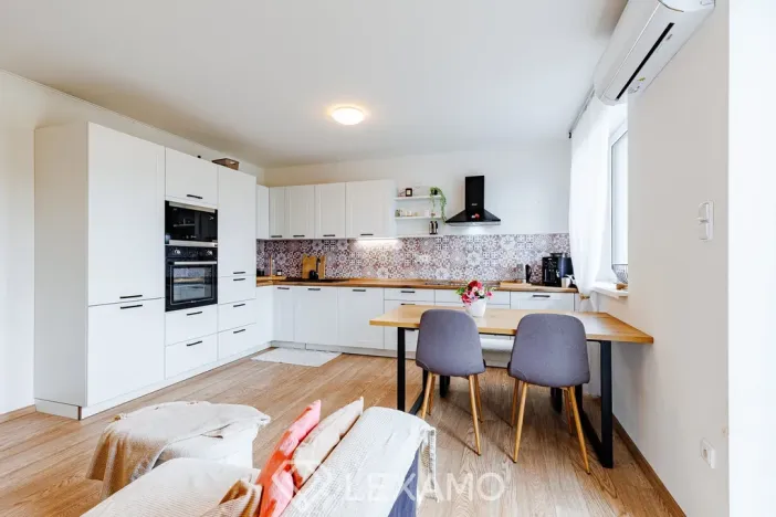 Prodej bytu 3+kk, Hrušovany nad Jevišovkou, Zahradní, 72 m2