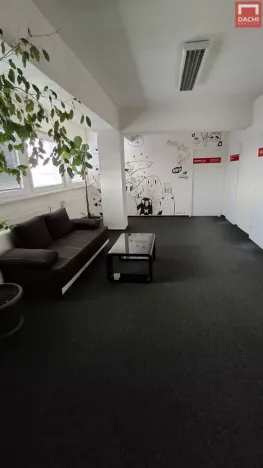 Pronájem kanceláře, Olomouc, Šlechtitelů, 185 m2