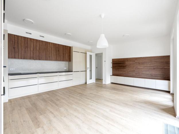 Pronájem bytu 3+kk, Praha - Hloubětín, Domalípova, 90 m2