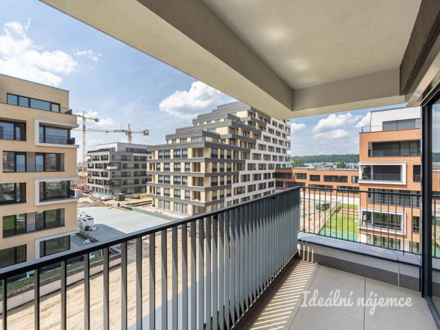 Pronájem bytu 3+kk, Praha - Hloubětín, Domalípova, 90 m2