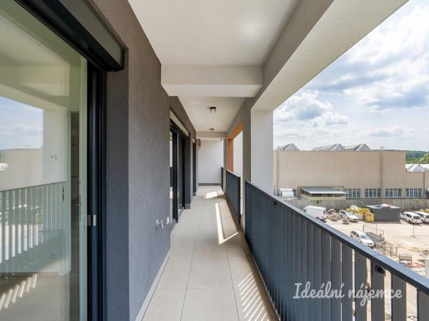 Pronájem bytu 3+kk, Praha - Hloubětín, Domalípova, 90 m2