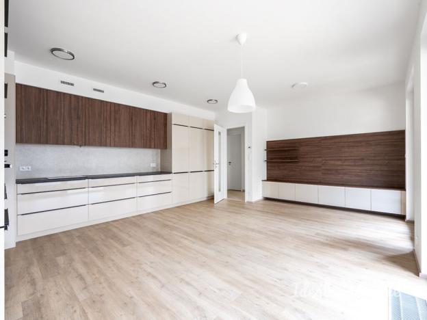 Pronájem bytu 3+kk, Praha - Hloubětín, Domalípova, 90 m2